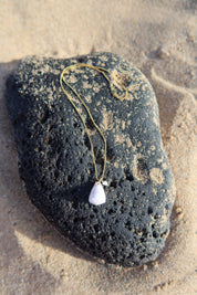Cove Necklace